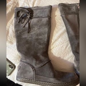 New UGG suede boots
